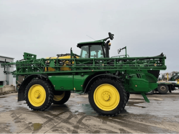 Самохідний обприскувач John Deere R4040i (2018)