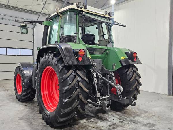 Трактор Fendt 712 Vario (2002)