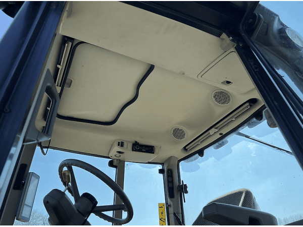 Трактор John Deere 6120M (2020)