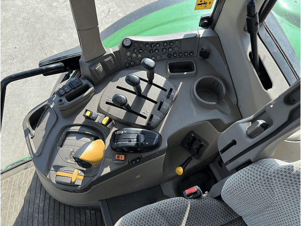 Трактор John Deere 6120M (2020)