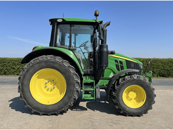 Трактор John Deere 6120M (2020)