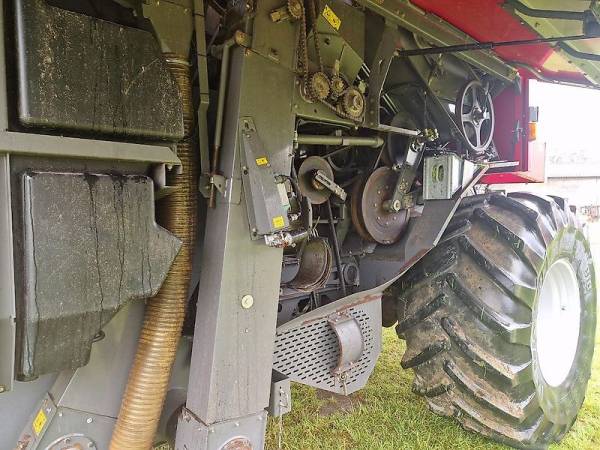 Комбайн Massey Ferguson 7282 Centora (2010)
