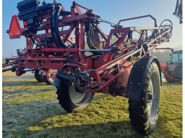 Причіпний обприскувач Hardi Navigator 4000 (2013)