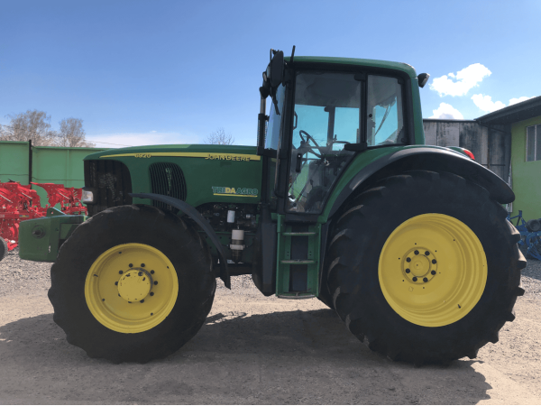 Трактор John Deere 6920 (2005)
