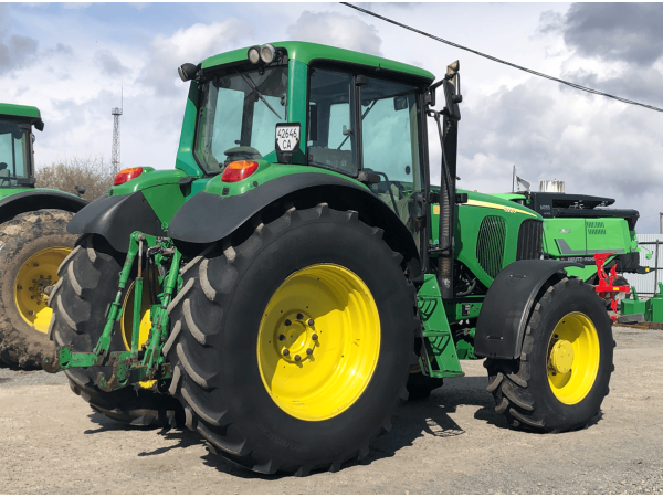 Трактор John Deere 6920 (2005)