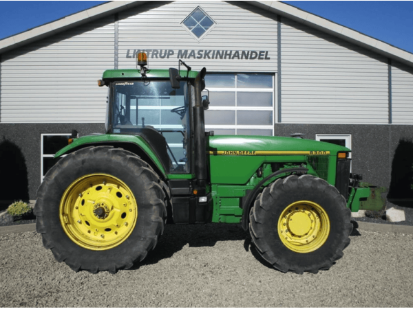 Трактор John Deere 8300 (1996)
