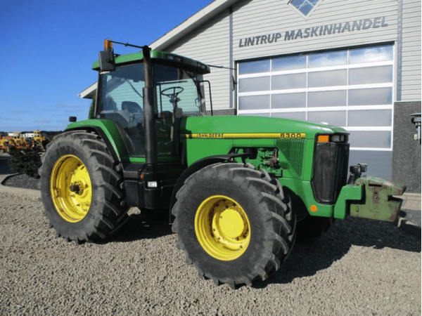 Трактор John Deere 8300 (1996)