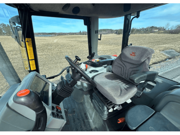 Трактор Massey Ferguson 5465 (2005)