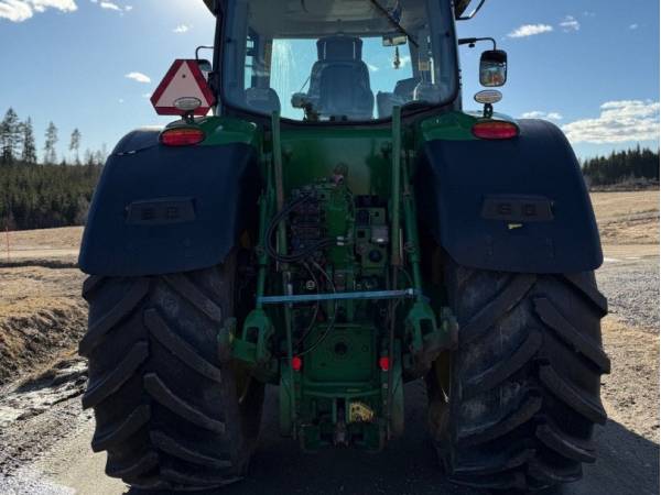 Трактор John Deere 7290R (2015)