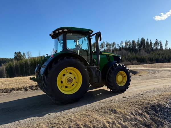 Трактор John Deere 7290R (2015)