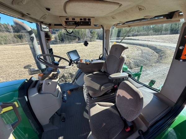 Трактор John Deere 7290R (2015)