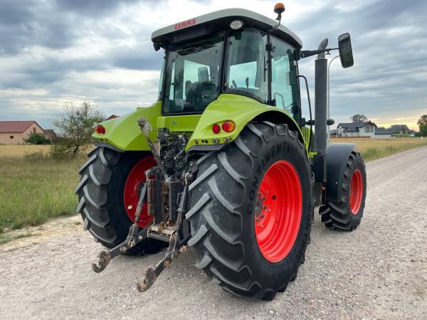 Трактор Claas Arion 640 (2008)