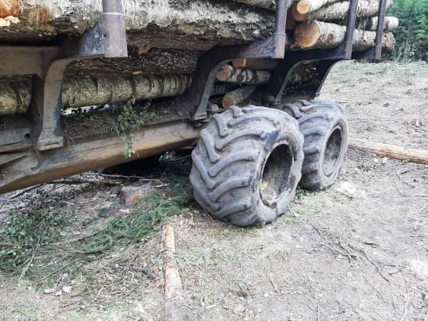 Форвардер лісовий John Deere 1010E (2011)