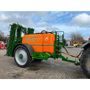 Причіпний обприскувач Amazone UG 3000 (2004)