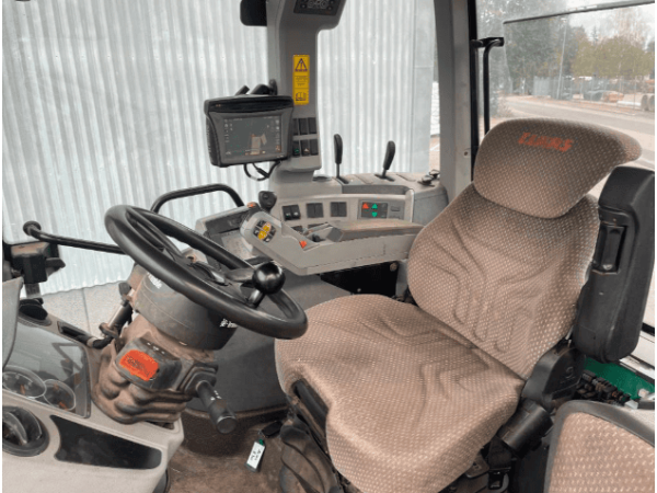 Трактор Claas Axion 840 (2012)