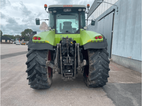 Трактор Claas Axion 840 (2012)