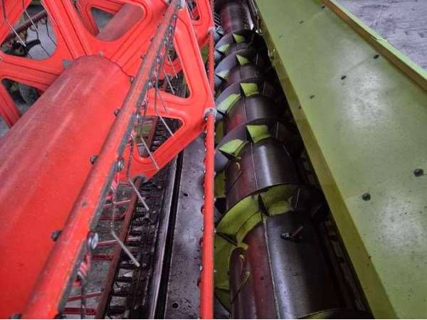 Комбайн Claas Lexion 600 (2007)