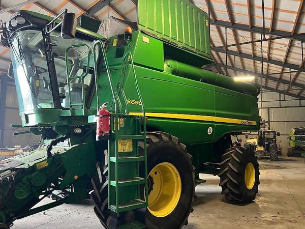 Комбайн John Deere S 690 (2011)