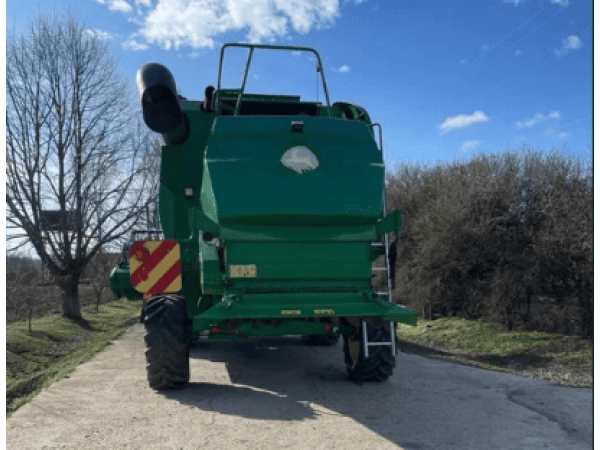 Комбайн John Deere W440 (2016)