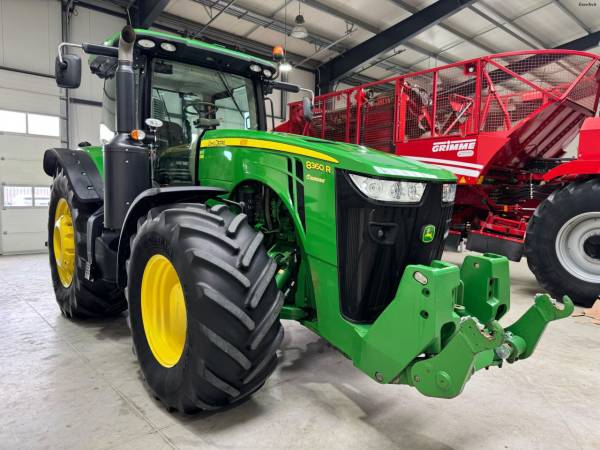Трактор John Deere 8360R (2013)