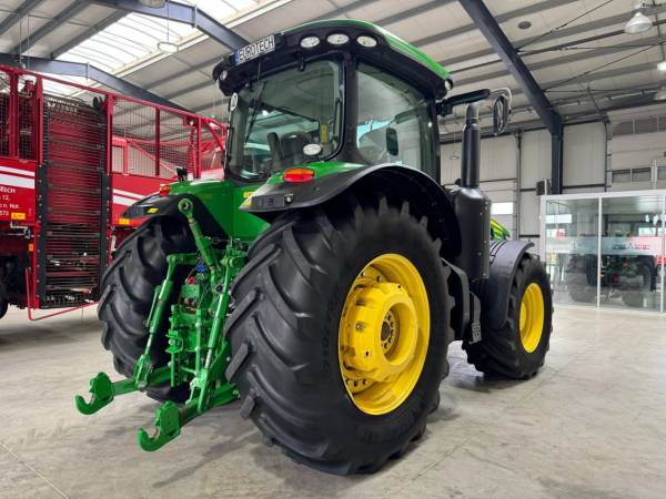 Трактор John Deere 8360R (2013)