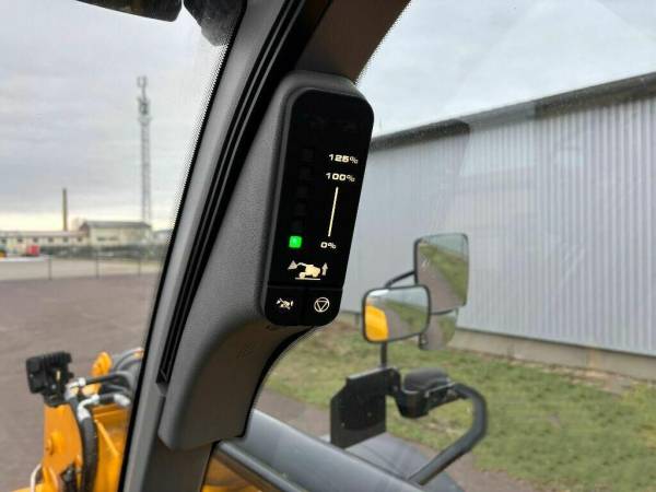 Телескопічний навантажувач JCB 536-95 AGRI XTRA (2023)