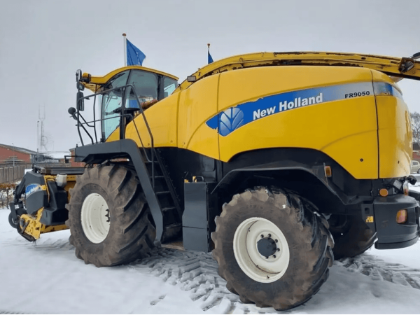 Комбайн кормозбиральний New Holland FR9050 (2009)