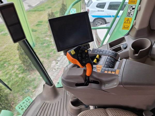Комбайн John Deere S770 (2017)