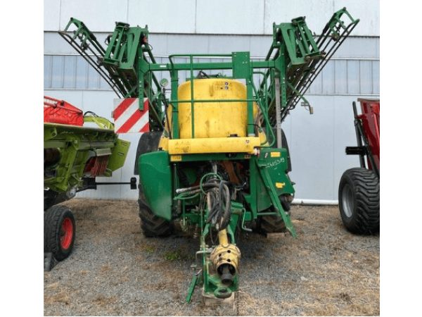 Причіпний обприскувач John Deere 724 (2007)