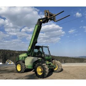 Навантажувач John Deere 3200 (2003)