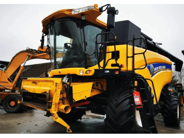 Комбайн New Holland CX 8070 (2014)