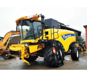 Комбайн New Holland CX 8070