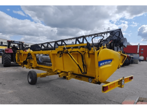 Комбайн New Holland CX 8090 (2013)