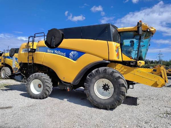 Комбайн New Holland CX 8090 (2013)