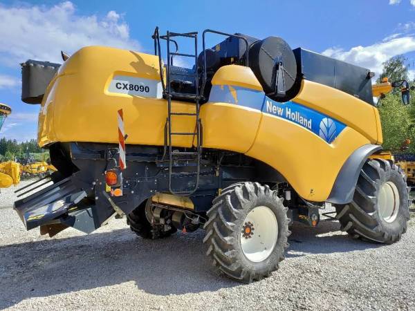 Комбайн New Holland CX 8090 (2013)