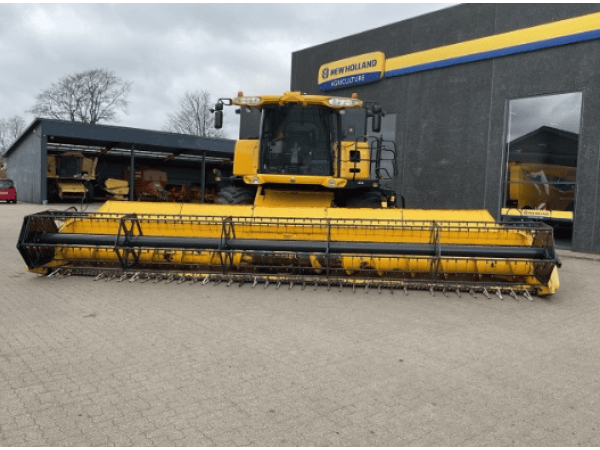 Комбайн New Holland CX 8090 (2013)