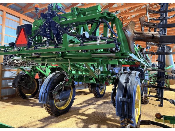 Обприскувач John Deere R4038 (2021)