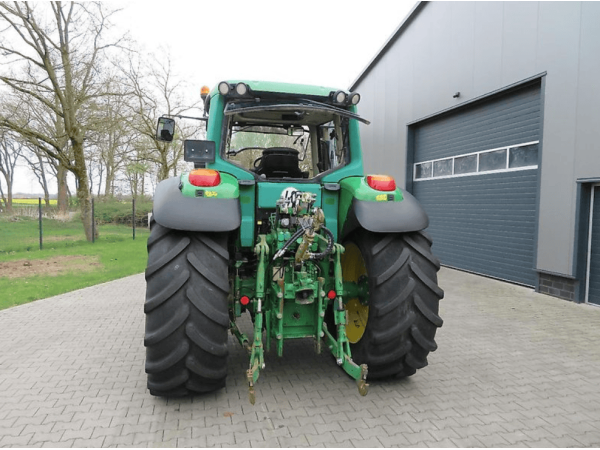 Трактор John Deere 6820 (2003)