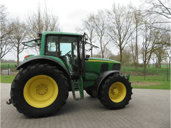 Трактор John Deere 6820 (2003)