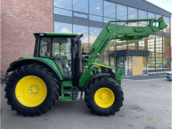 Трактор John Deere 6120M (2023)