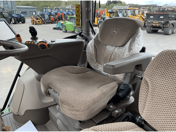 Трактор John Deere 6155R (2016)