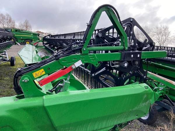 Комбайн John Deere T670i (2020)