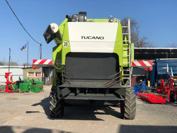 Комбайн Claas Tucano 440 (2009)
