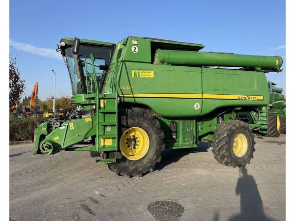 Комбайн John Deere S690 (2009)