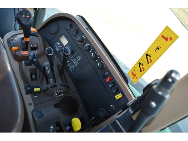 Трактор John Deere 7820 (2005)