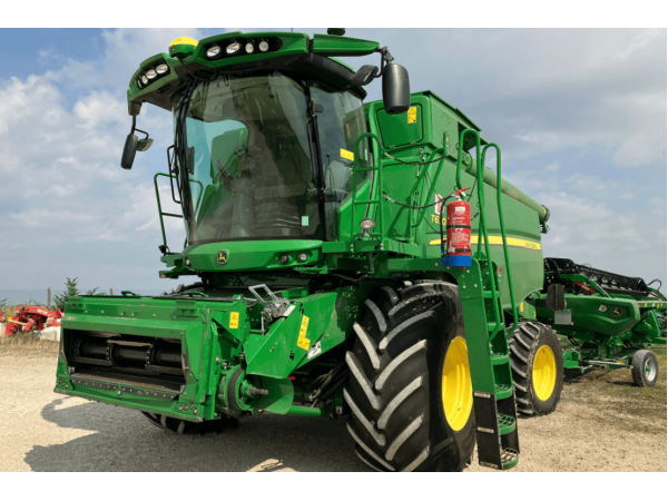 Комбайн John Deere T670i (2022)
