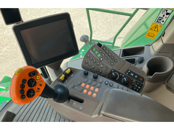 Комбайн John Deere T670i (2022)