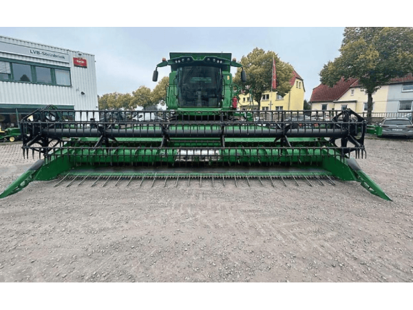 Комбайн John Deere T560 (2021)