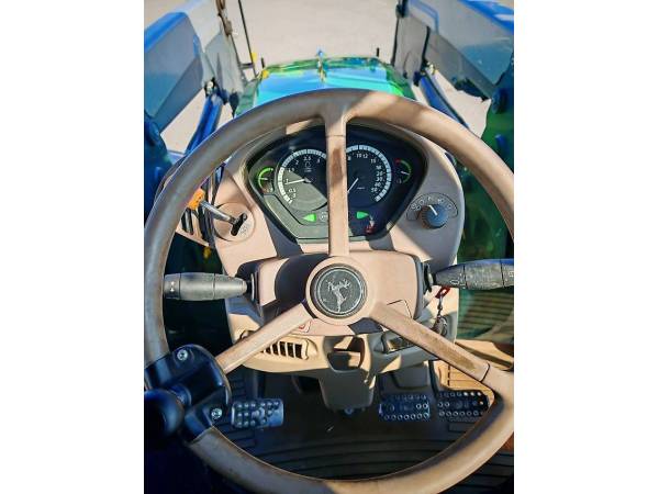 Трактор John Deere 6330 (2009)