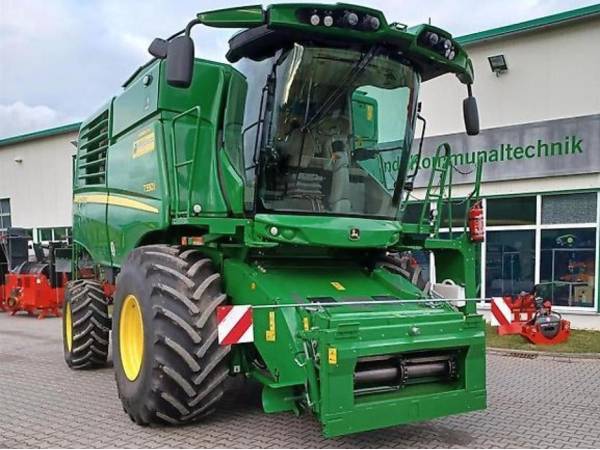 Комбайн John Deere T550i (2022)
